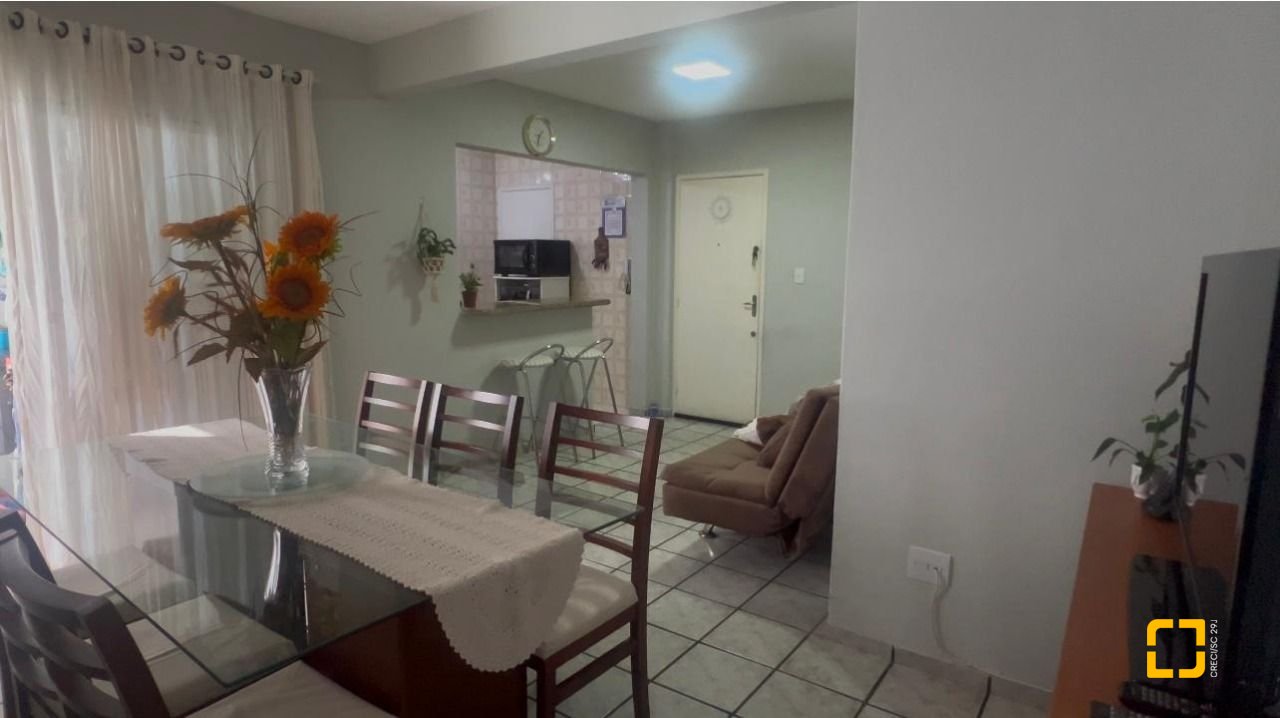 Apartamento com 74m², 4 quartos (sendo 1 suíte), 1 garagem, no bairro Kobrasol em São José