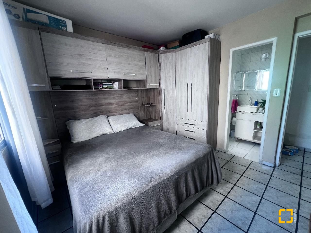 Apartamento com 74m², 4 quartos (sendo 1 suíte), 1 garagem, no bairro Kobrasol em São José
