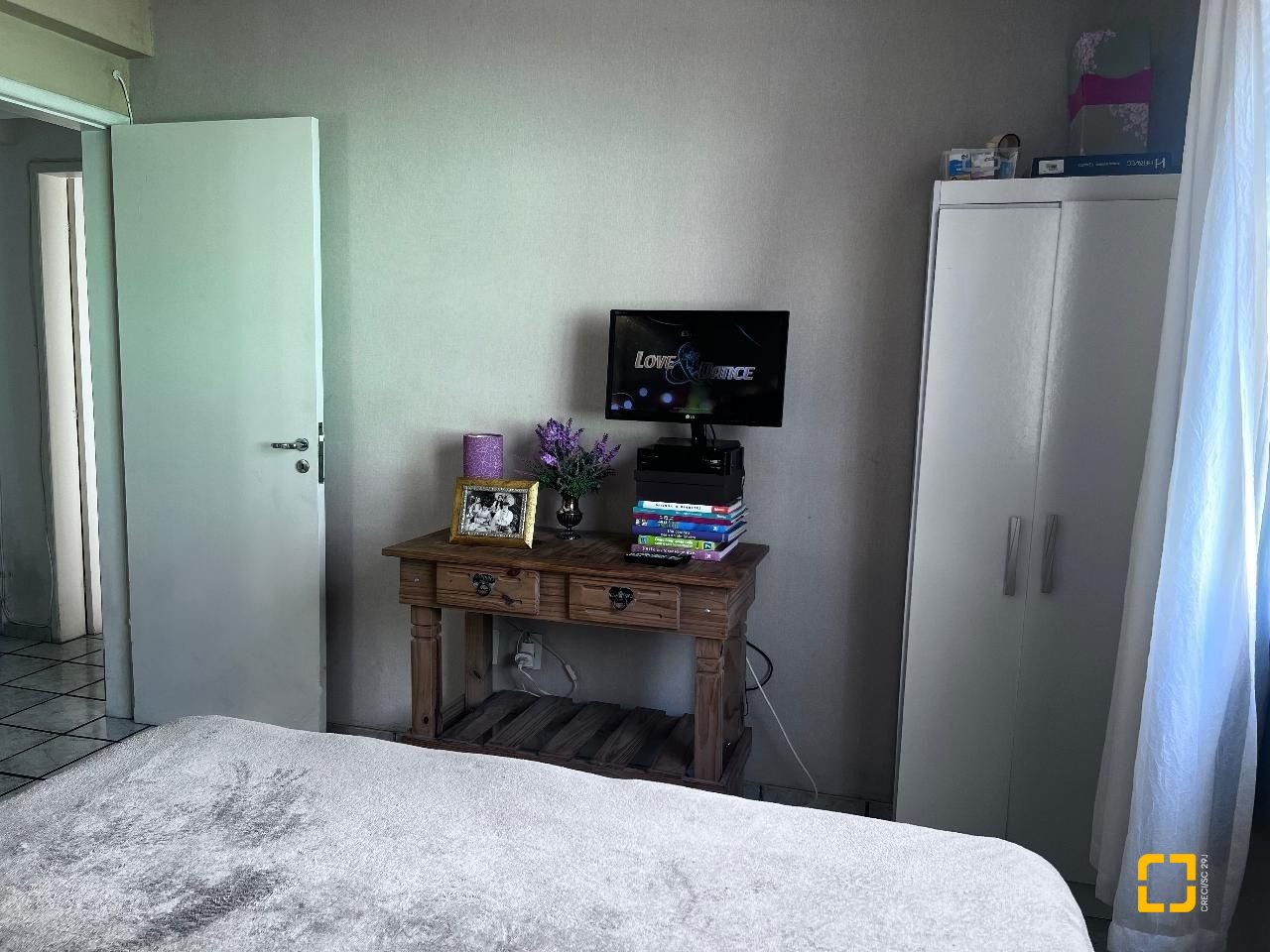 Apartamento com 74m², 4 quartos (sendo 1 suíte), 1 garagem, no bairro Kobrasol em São José