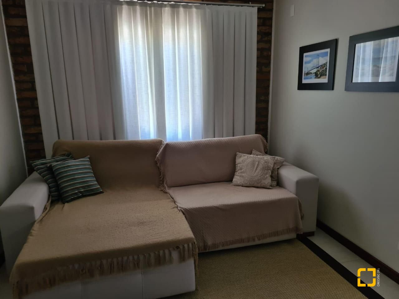 Casa com 278m², 4 quartos (sendo 1 suíte), 2 garagens, no bairro Saco dos Limões em Florianópolis