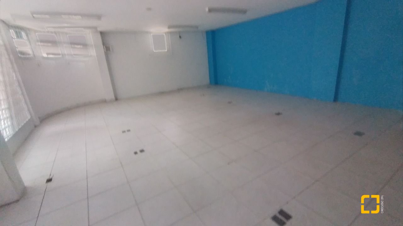 Prédio com 588m², no bairro Centro em Florianópolis