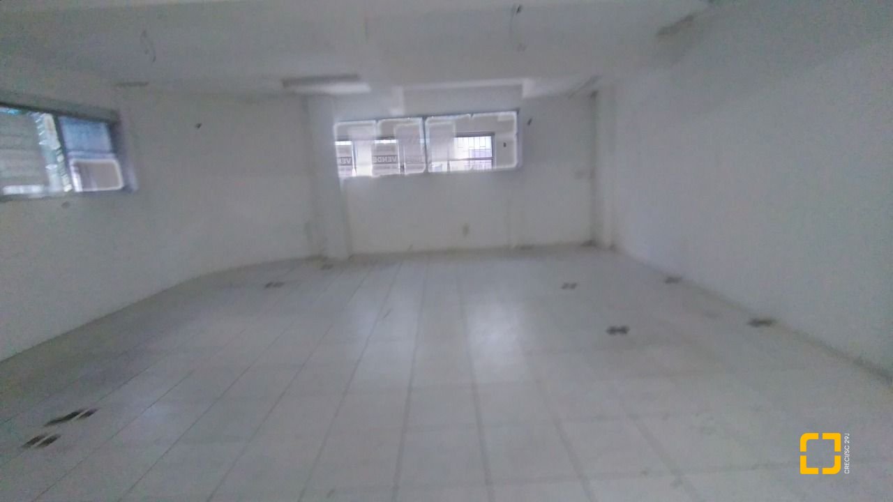 Prédio com 588m², no bairro Centro em Florianópolis