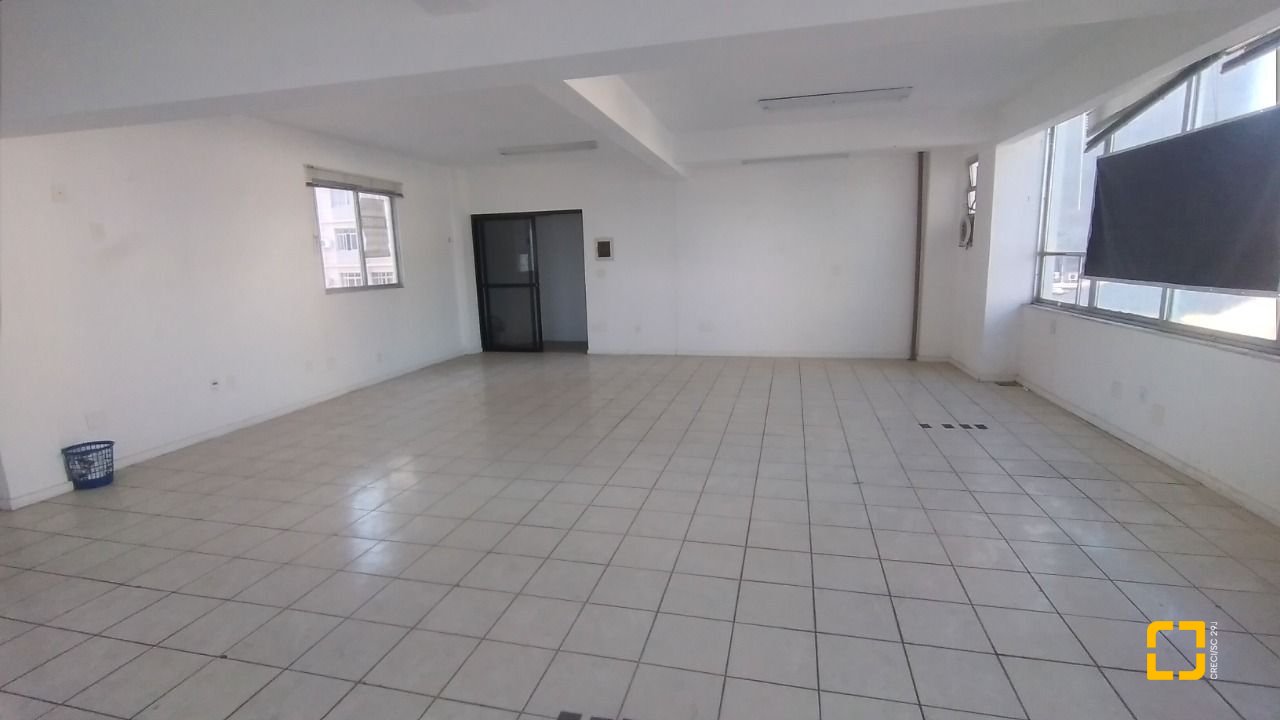 Prédio com 588m², no bairro Centro em Florianópolis