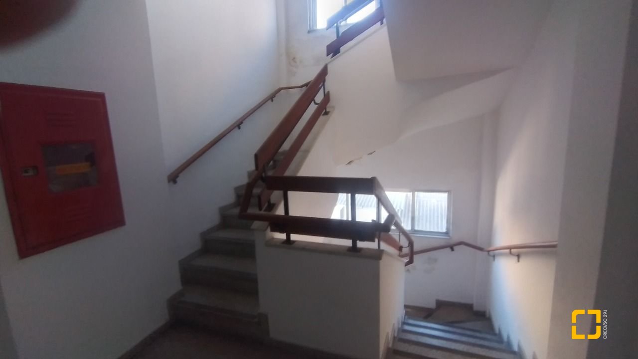 Prédio com 588m², no bairro Centro em Florianópolis