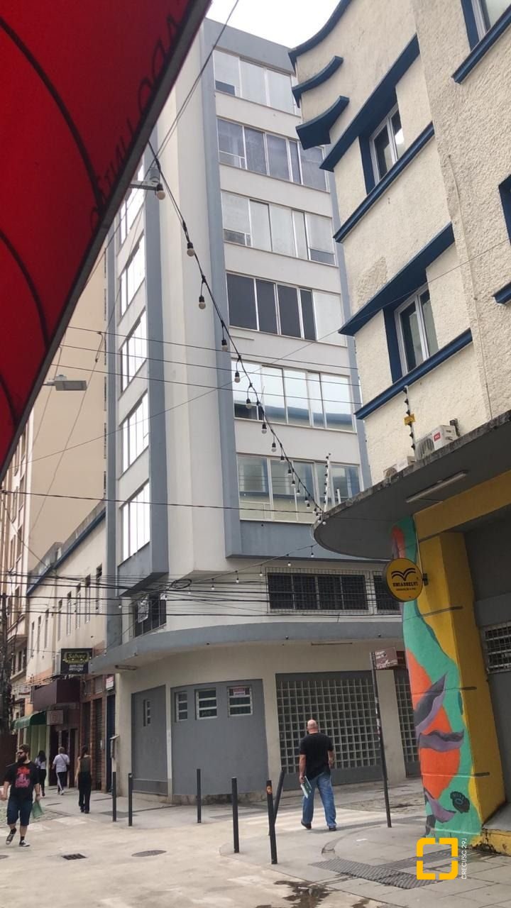 Prédio com 588m², no bairro Centro em Florianópolis