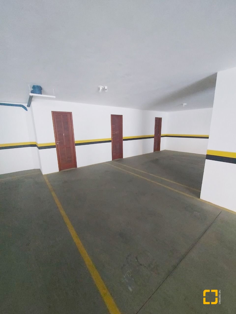 Apartamento com 98m², 6 quartos (sendo 3 suítes), 2 garagens, no bairro Capoeiras em Florianópolis