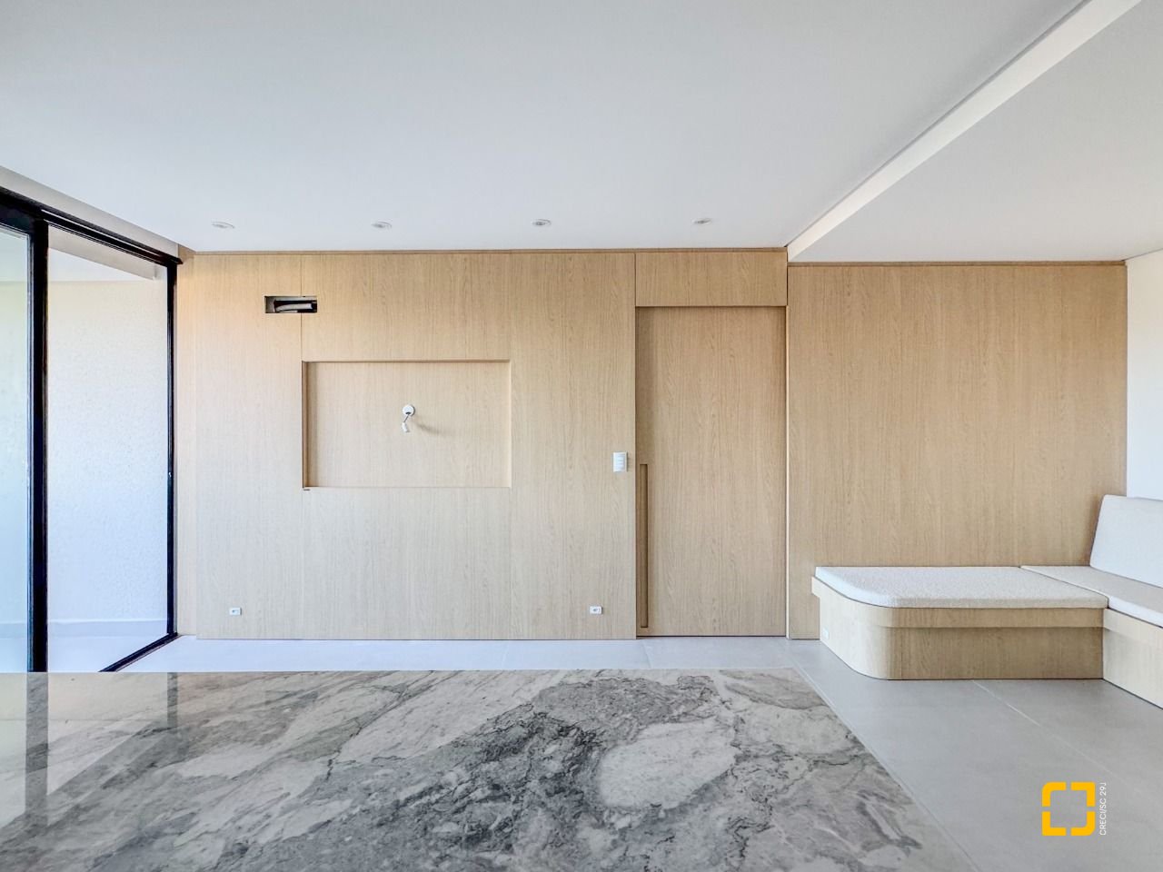 Apartamento com 81m², 4 quartos (sendo 2 suítes), 1 garagem, no bairro Pedra Branca em Palhoça