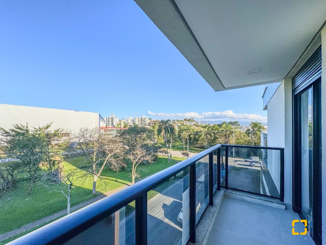 Apartamento com 81m², 4 quartos (sendo 2 suítes), 1 garagem, no bairro Pedra Branca em Palhoça