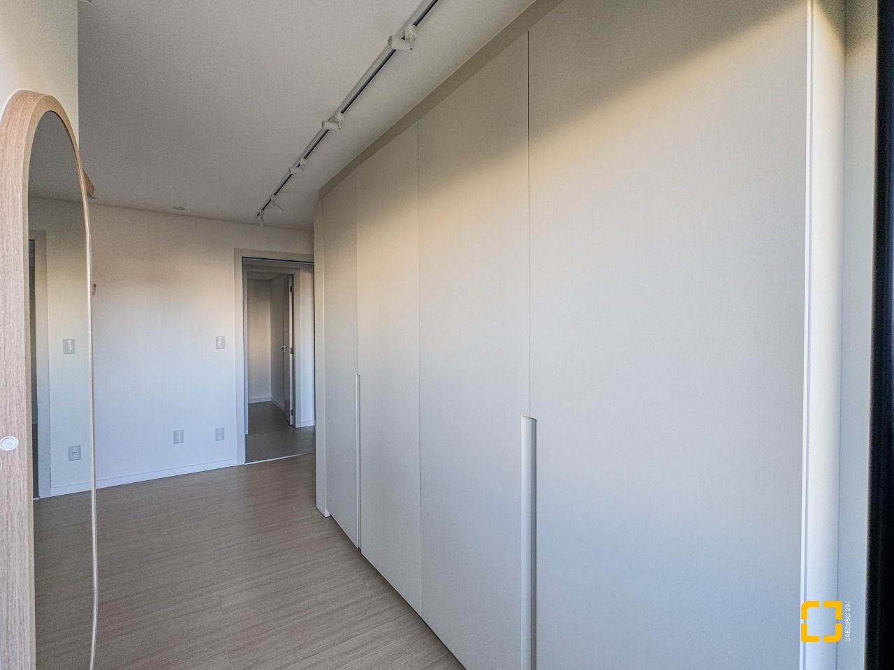 Apartamento com 81m², 4 quartos (sendo 2 suítes), 1 garagem, no bairro Pedra Branca em Palhoça