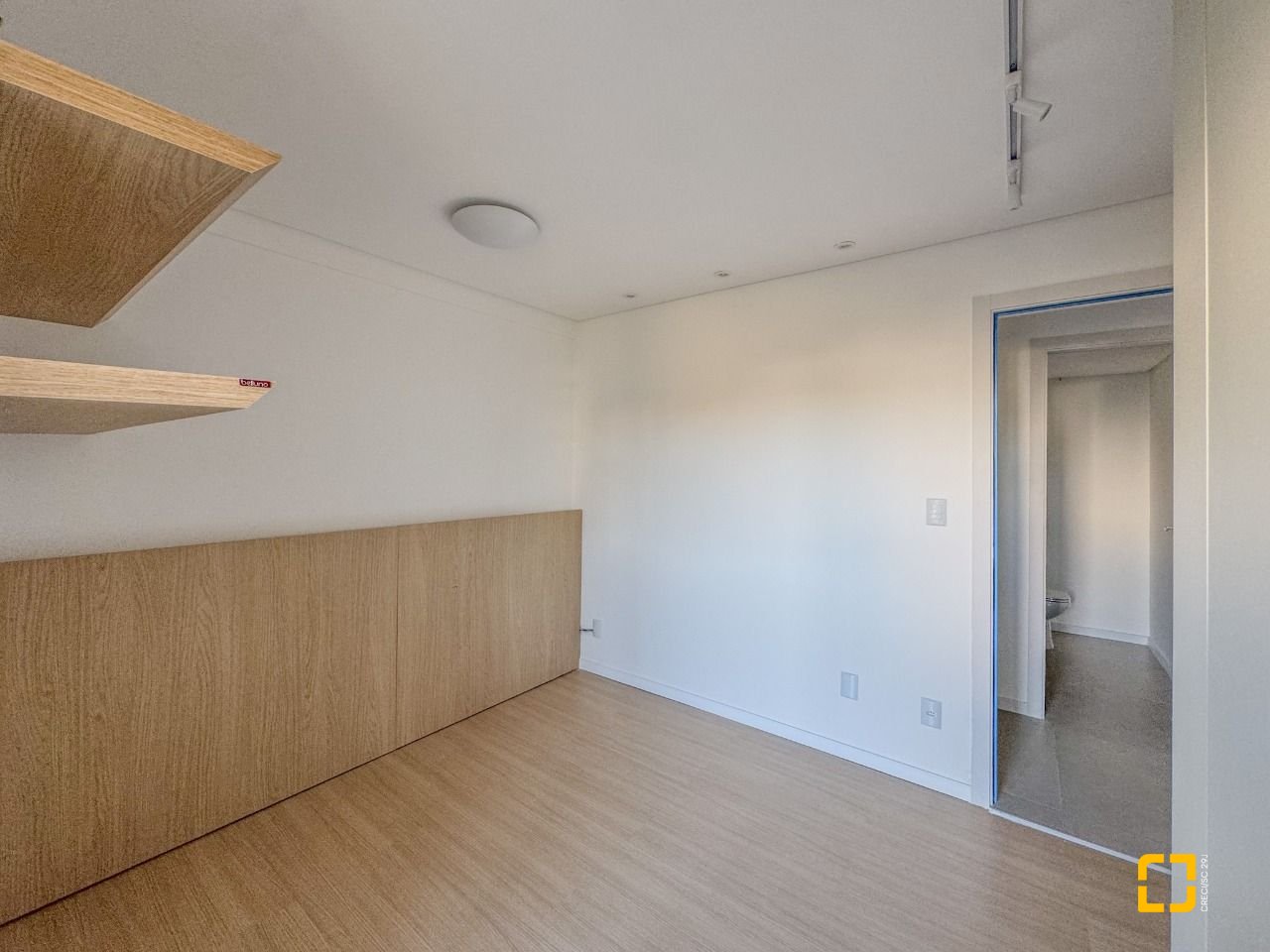 Apartamento com 81m², 4 quartos (sendo 2 suítes), 1 garagem, no bairro Pedra Branca em Palhoça