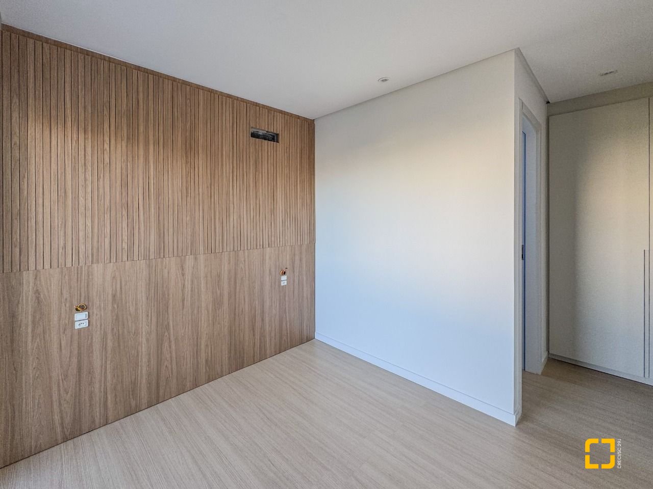 Apartamento com 81m², 4 quartos (sendo 2 suítes), 1 garagem, no bairro Pedra Branca em Palhoça
