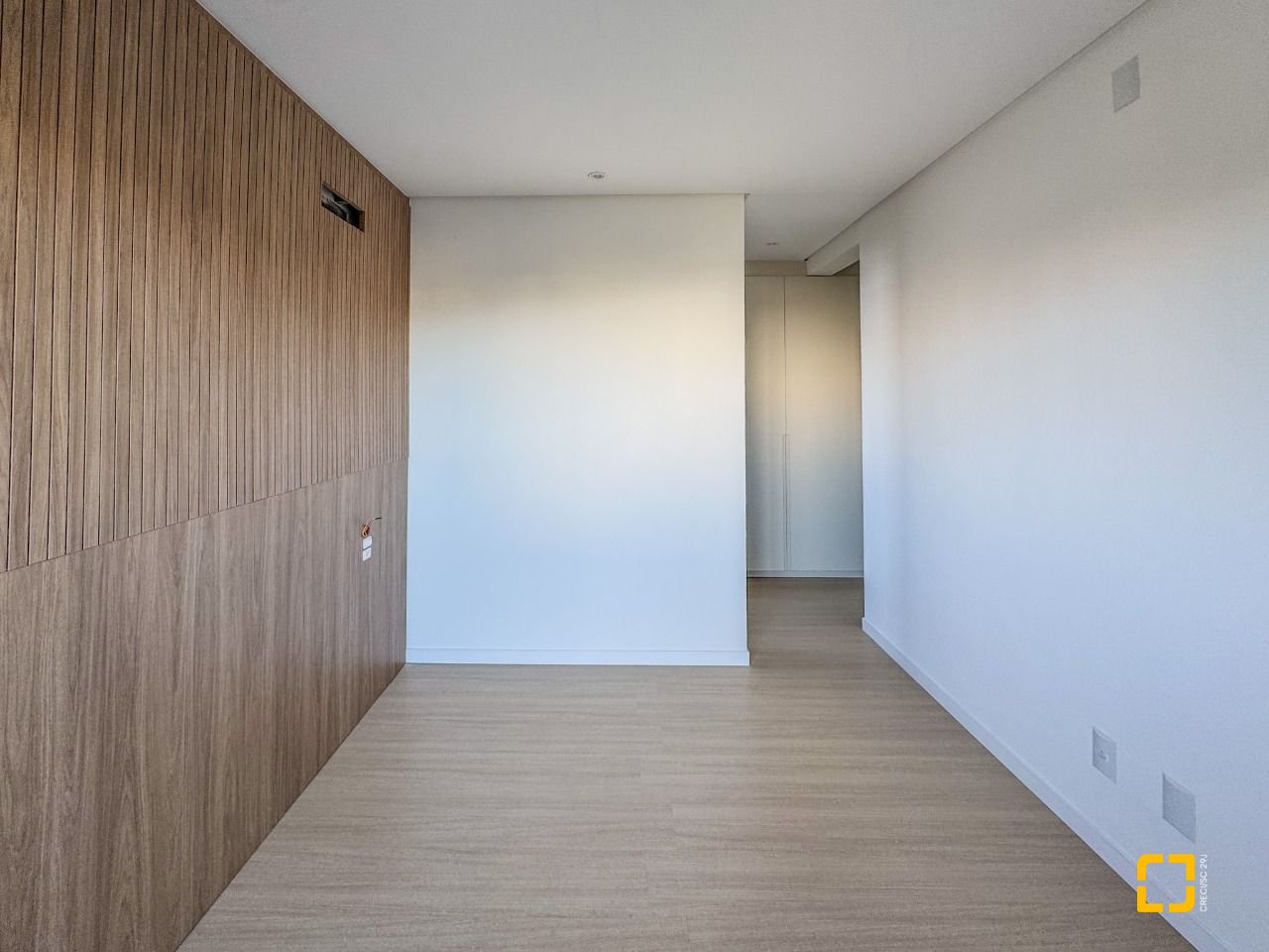 Apartamento com 81m², 4 quartos (sendo 2 suítes), 1 garagem, no bairro Pedra Branca em Palhoça