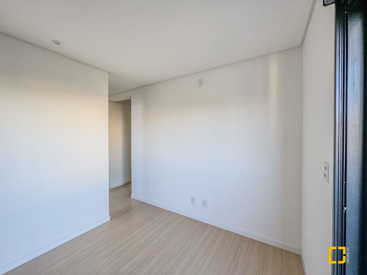 Apartamento com 81m², 4 quartos (sendo 2 suítes), 1 garagem, no bairro Pedra Branca em Palhoça