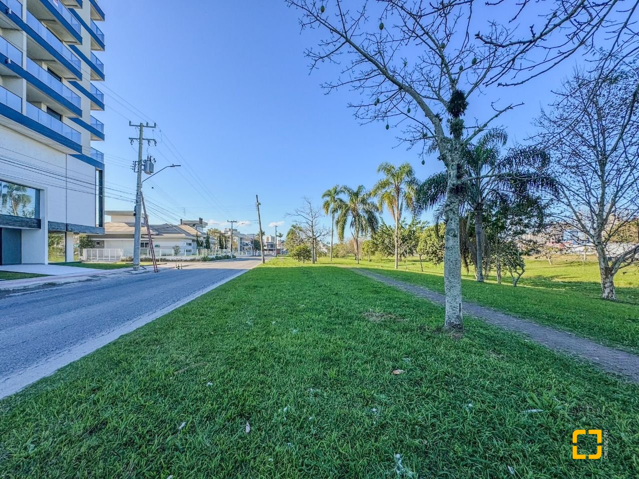 Apartamento com 81m², 4 quartos (sendo 2 suítes), 1 garagem, no bairro Pedra Branca em Palhoça