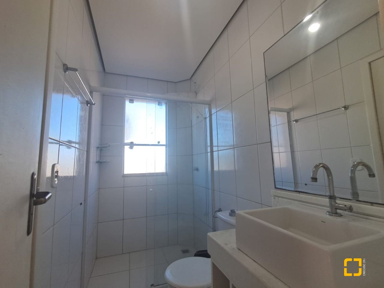 Prédio com 221m², 3 garagens, no bairro Ingleses em Florianópolis