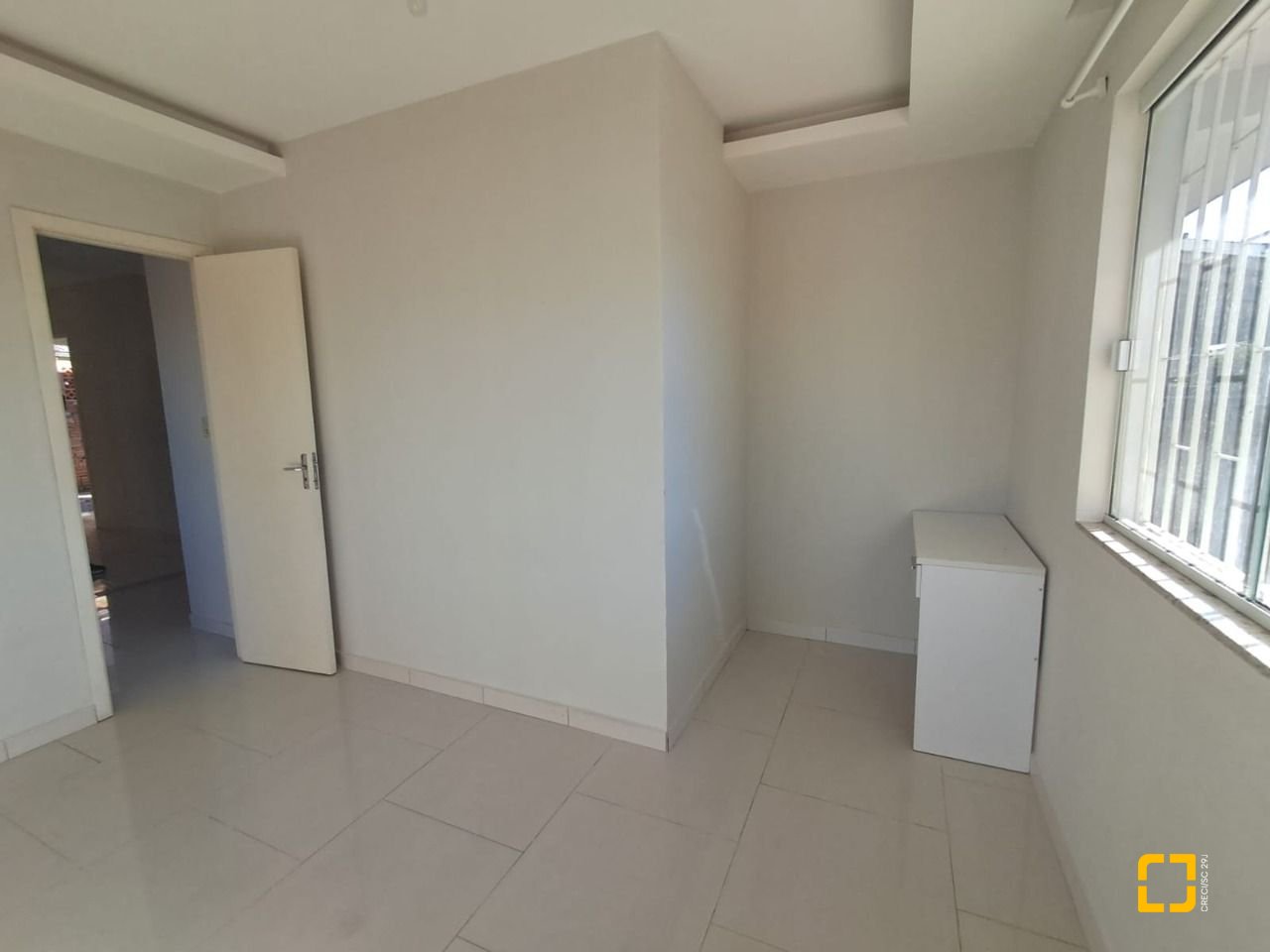 Prédio com 221m², 3 garagens, no bairro Ingleses em Florianópolis