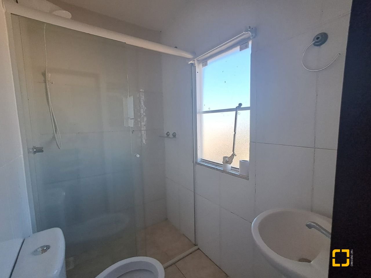 Prédio com 221m², 3 garagens, no bairro Ingleses em Florianópolis