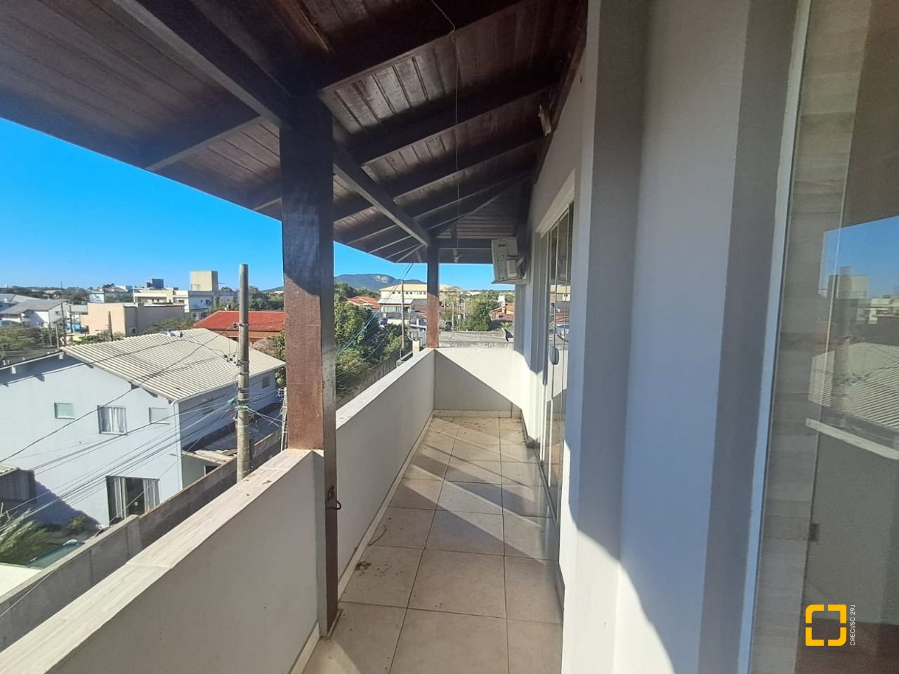 Prédio com 221m², 3 garagens, no bairro Ingleses em Florianópolis