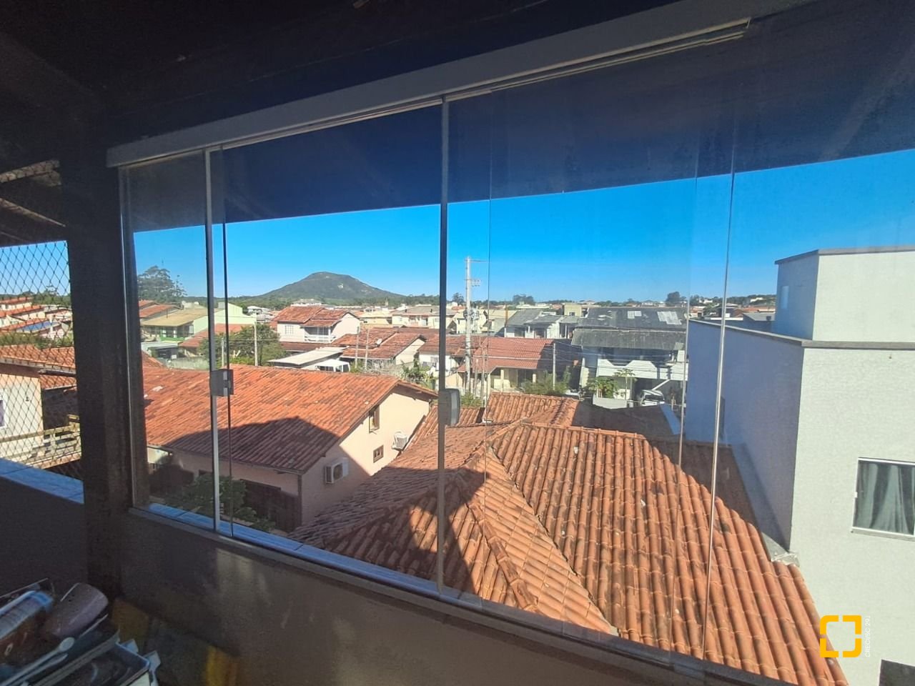 Prédio com 221m², 3 garagens, no bairro Ingleses em Florianópolis
