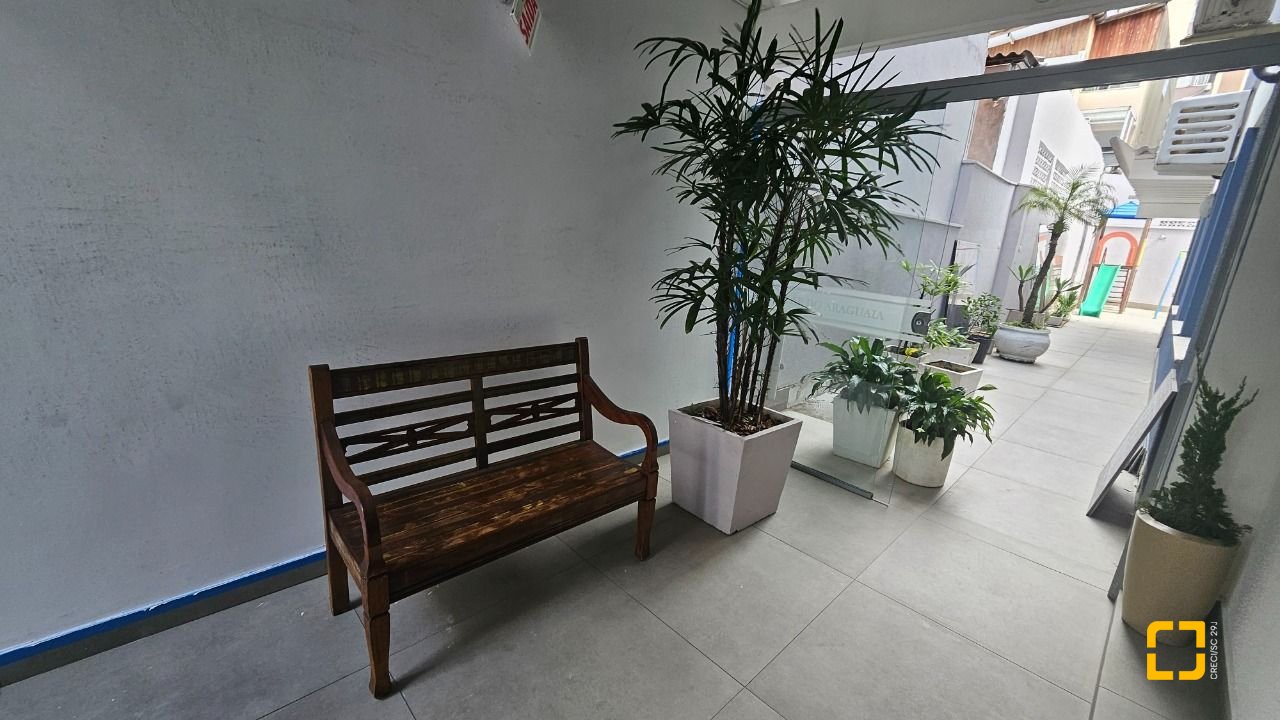 Apartamento com 100m², 4 quartos (sendo 1 suíte), 1 garagem, no bairro Centro em Florianópolis