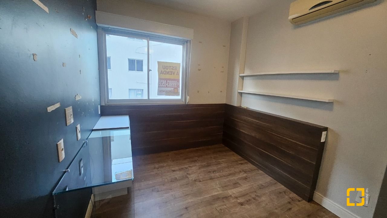 Apartamento com 100m², 4 quartos (sendo 1 suíte), 1 garagem, no bairro Centro em Florianópolis