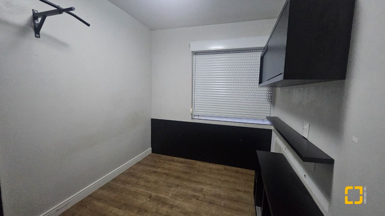 Apartamento com 100m², 4 quartos (sendo 1 suíte), 1 garagem, no bairro Centro em Florianópolis