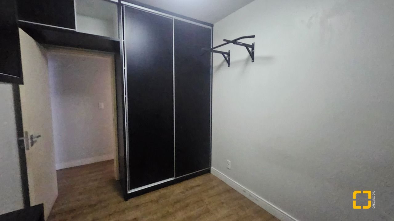 Apartamento com 100m², 4 quartos (sendo 1 suíte), 1 garagem, no bairro Centro em Florianópolis