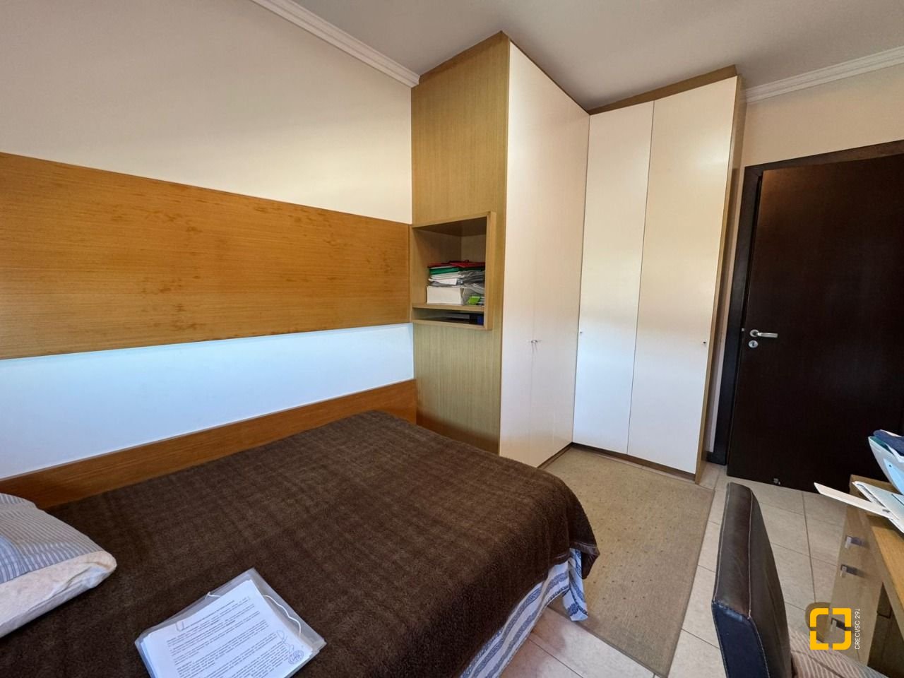 Cobertura com 199m², 4 quartos (sendo 1 suíte), 2 garagens, no bairro Lagoa da Conceição em Florianópolis