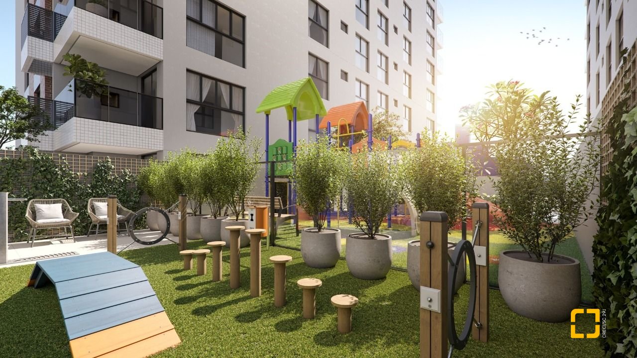 Apartamento com 84m², 4 quartos (sendo 2 suítes), 1 garagem, no bairro Estreito em Florianópolis