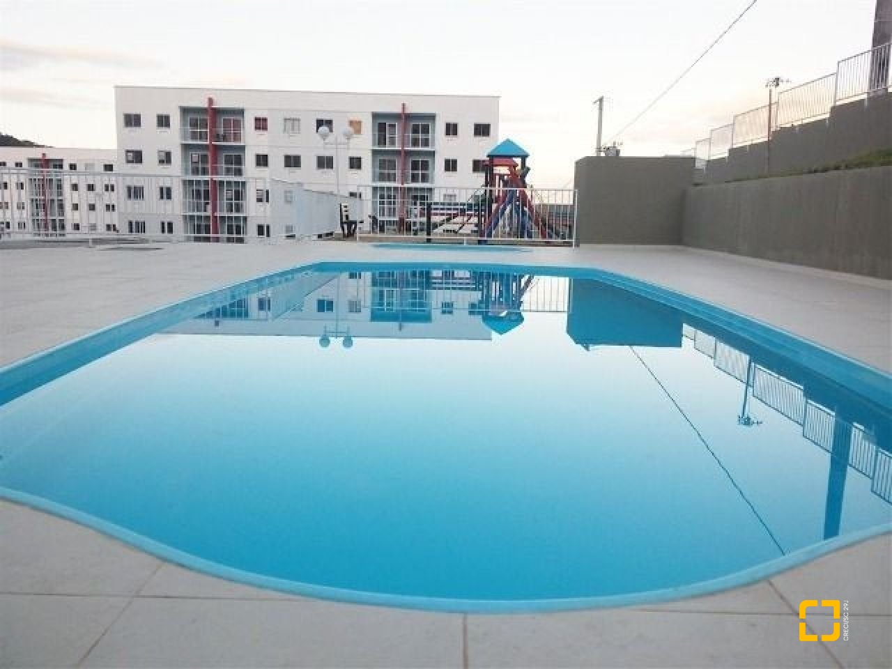 Apartamento com 52m², 2 quartos, 1 garagem, no bairro São Sebastião em Palhoça