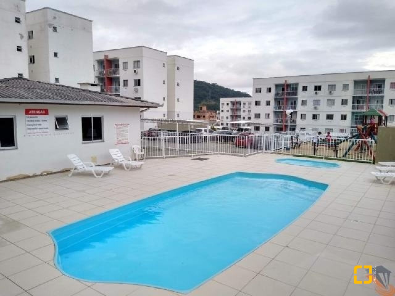 Apartamento com 52m², 2 quartos, 1 garagem, no bairro São Sebastião em Palhoça