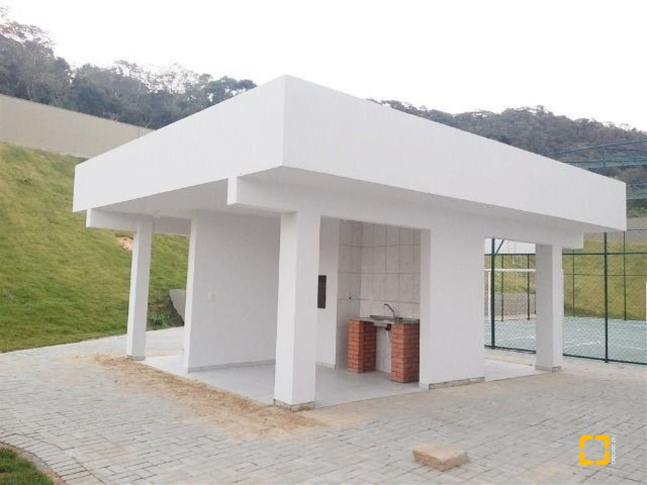 Apartamento com 52m², 2 quartos, 1 garagem, no bairro São Sebastião em Palhoça