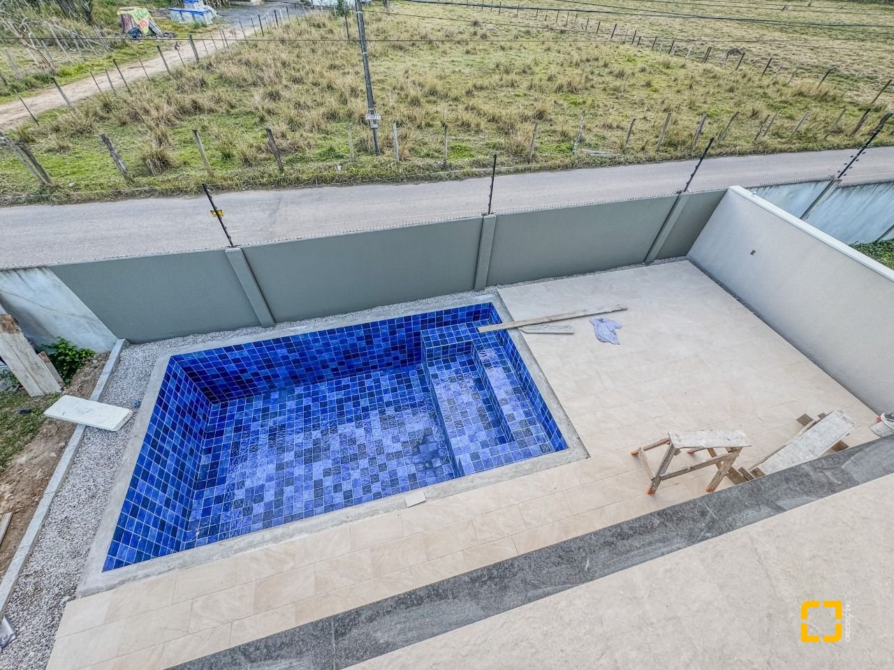 Casa de Condomínio com 275m², 4 quartos (sendo 4 suítes), 4 garagens, no bairro Pedra Branca em Palhoça