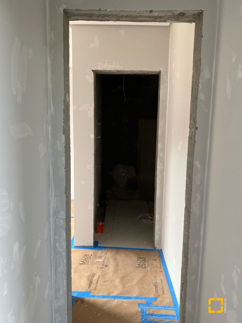 Casa de Condomínio com 181m², 6 quartos (sendo 3 suítes), 2 garagens, no bairro Canasvieiras em Florianópolis