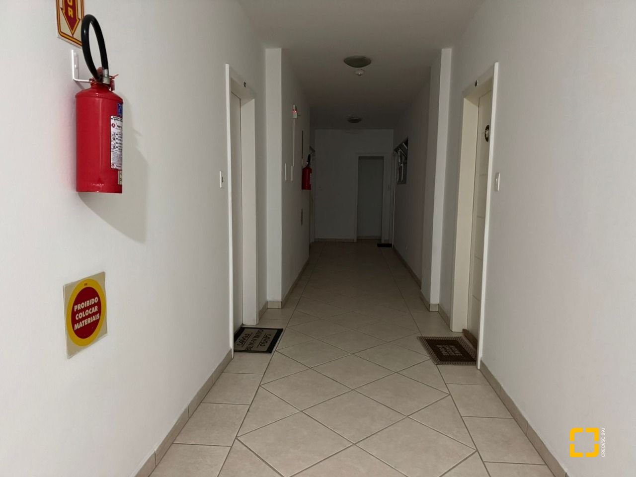 Apartamento com 60m², 2 quartos, no bairro Centro em Florianópolis