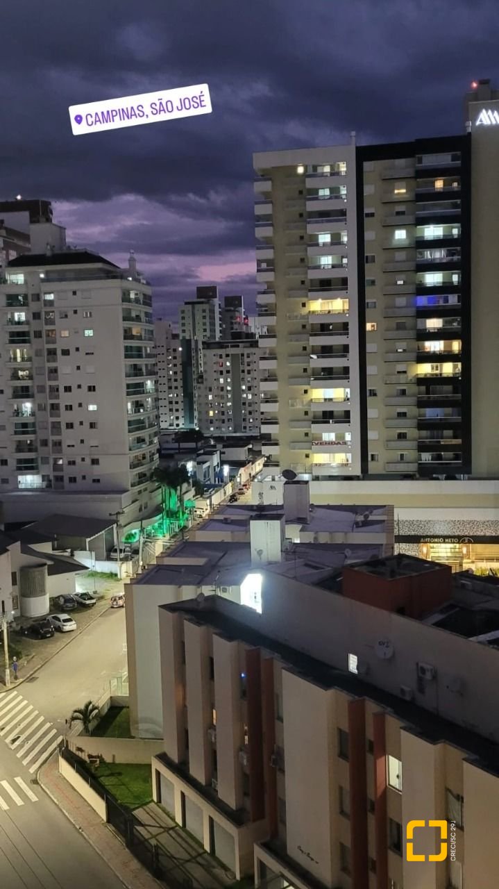 Apartamento com 149m², 4 quartos (sendo 1 suíte), 4 garagens, no bairro Campinas em São José