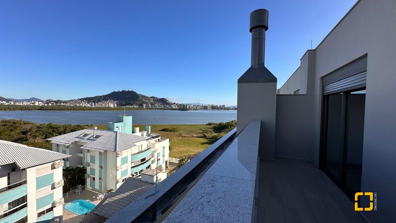 Apartamento com 126m², 4 quartos (sendo 1 suíte), 2 garagens, no bairro João Paulo em Florianópolis