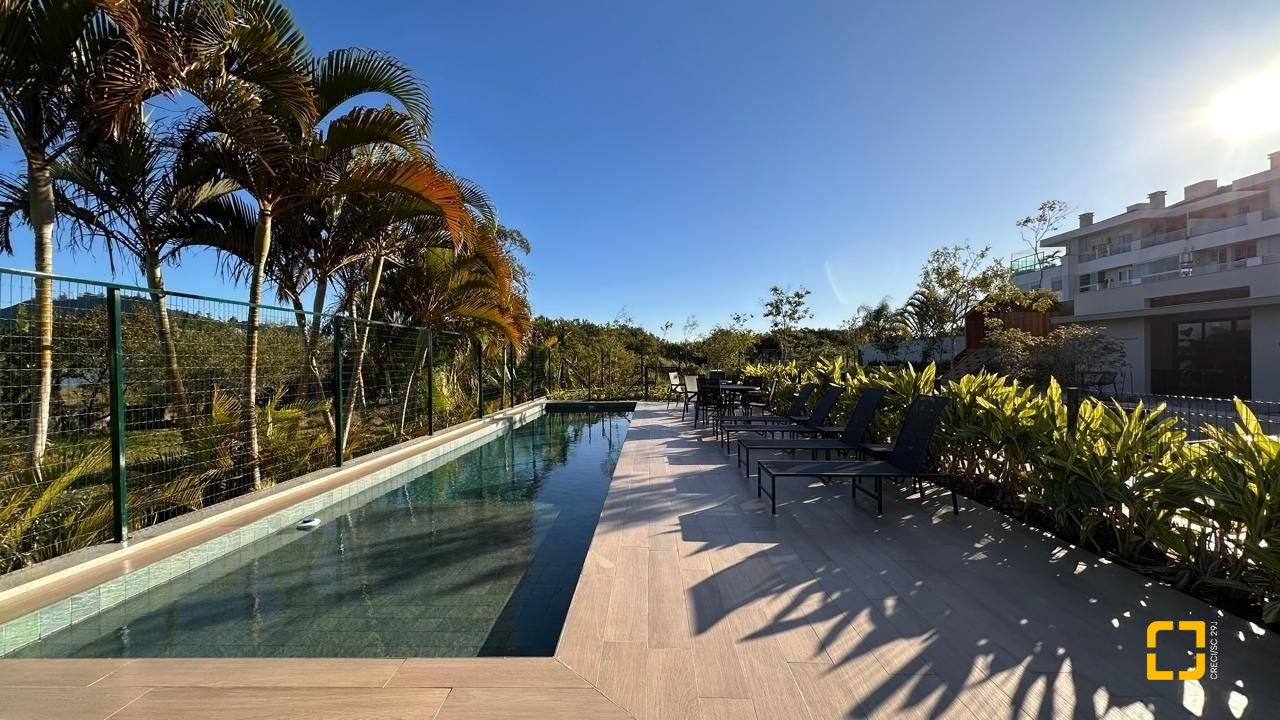 Apartamento com 126m², 4 quartos (sendo 1 suíte), 2 garagens, no bairro João Paulo em Florianópolis