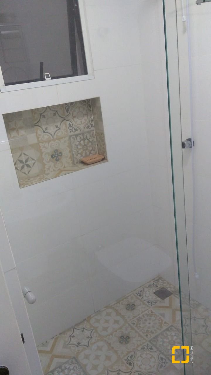 Apartamento com 75m², 2 quartos (sendo 1 suíte), 1 garagem, no bairro Ingleses em Florianópolis