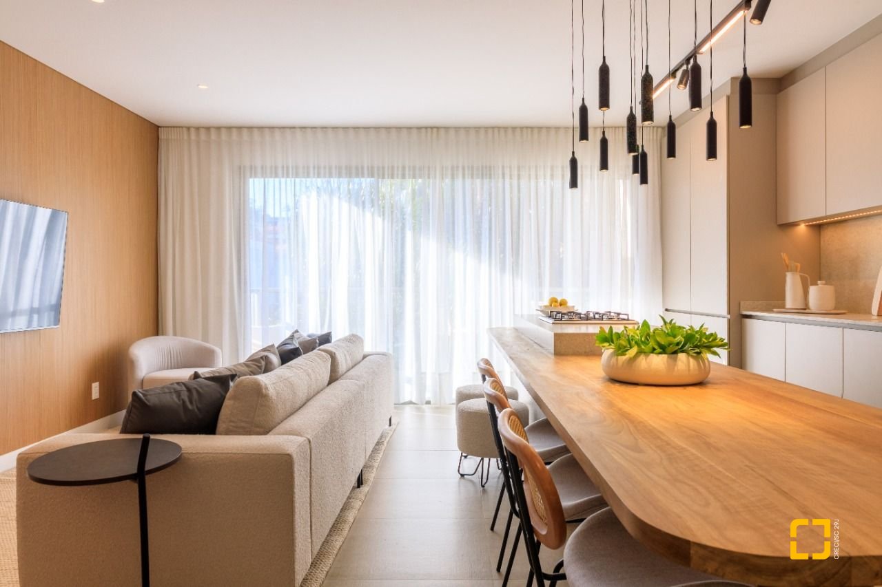 Apartamento com 106m², 4 quartos (sendo 2 suítes), 2 garagens, no bairro João Paulo em Florianópolis