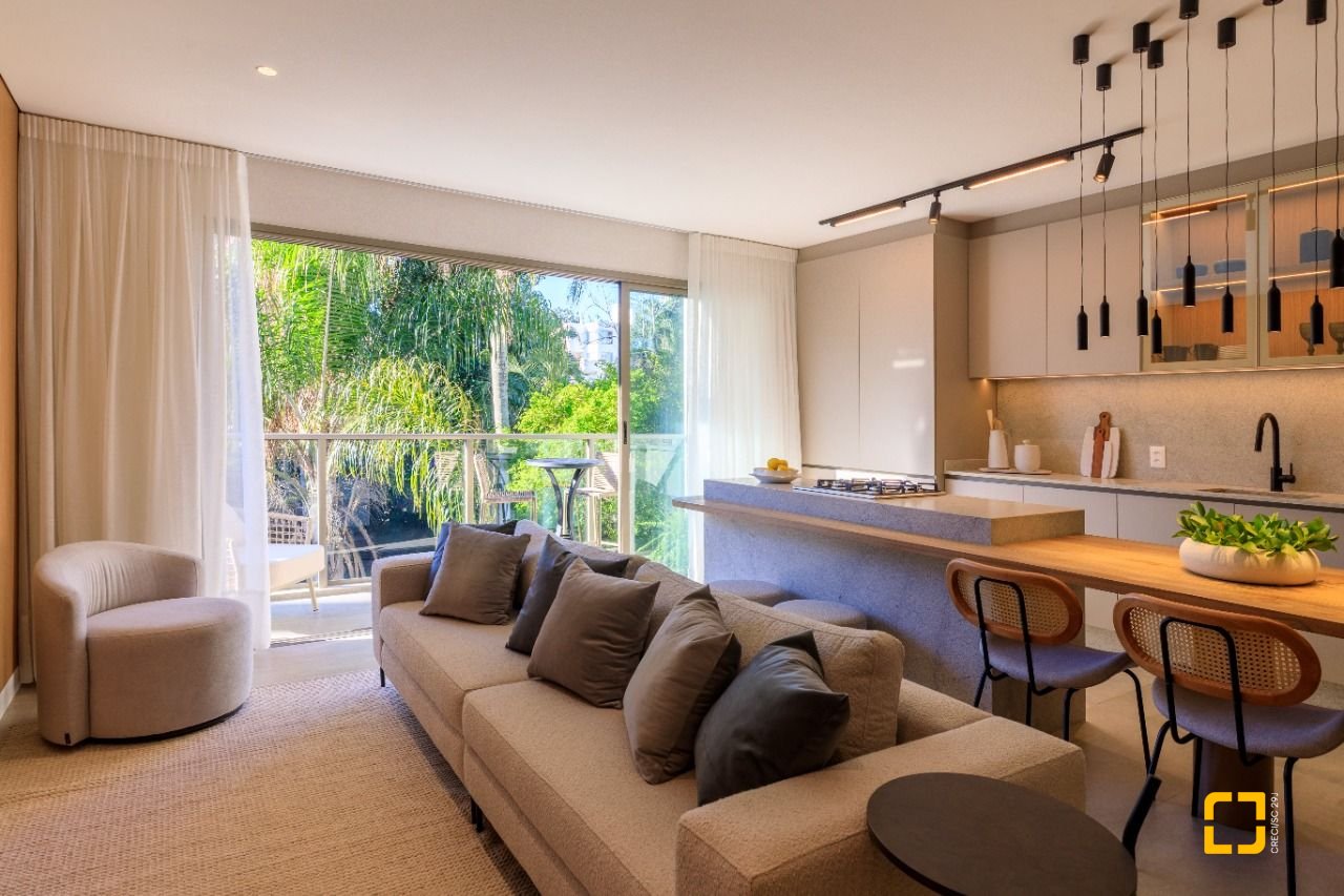 Apartamento com 106m², 4 quartos (sendo 2 suítes), 2 garagens, no bairro João Paulo em Florianópolis