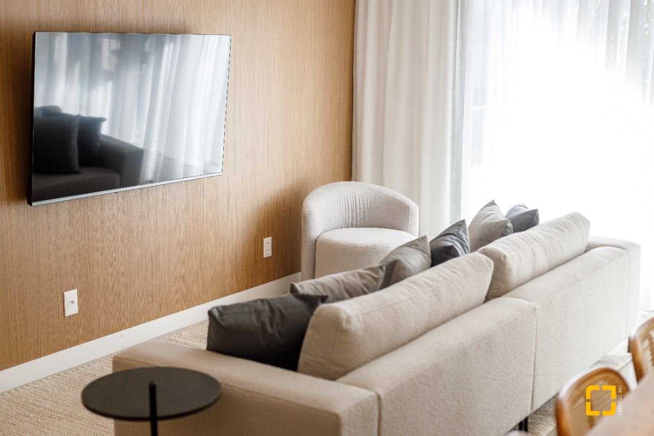 Apartamento com 106m², 4 quartos (sendo 2 suítes), 2 garagens, no bairro João Paulo em Florianópolis