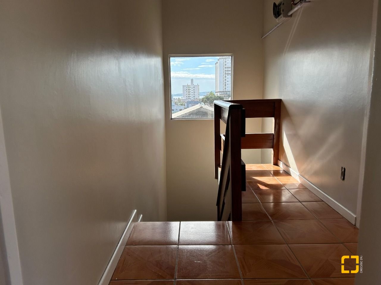 Casa com 276m², 4 quartos (sendo 1 suíte), 3 garagens, no bairro Jardim Cidade de Florianópolis em São José