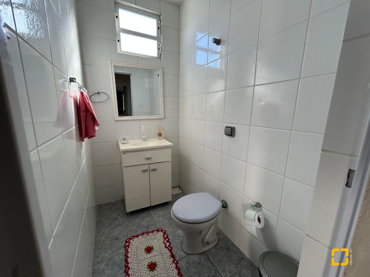 Casa com 276m², 4 quartos (sendo 1 suíte), 3 garagens, no bairro Jardim Cidade de Florianópolis em São José