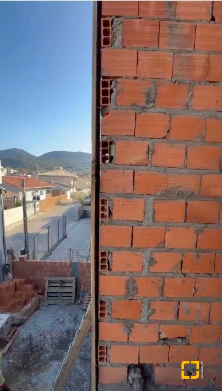 Casa com 114m², 4 quartos (sendo 1 suíte), 1 garagem, no bairro Ingleses em Florianópolis