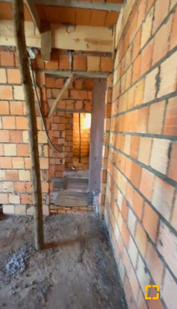 Casa com 114m², 4 quartos (sendo 1 suíte), 1 garagem, no bairro Ingleses em Florianópolis