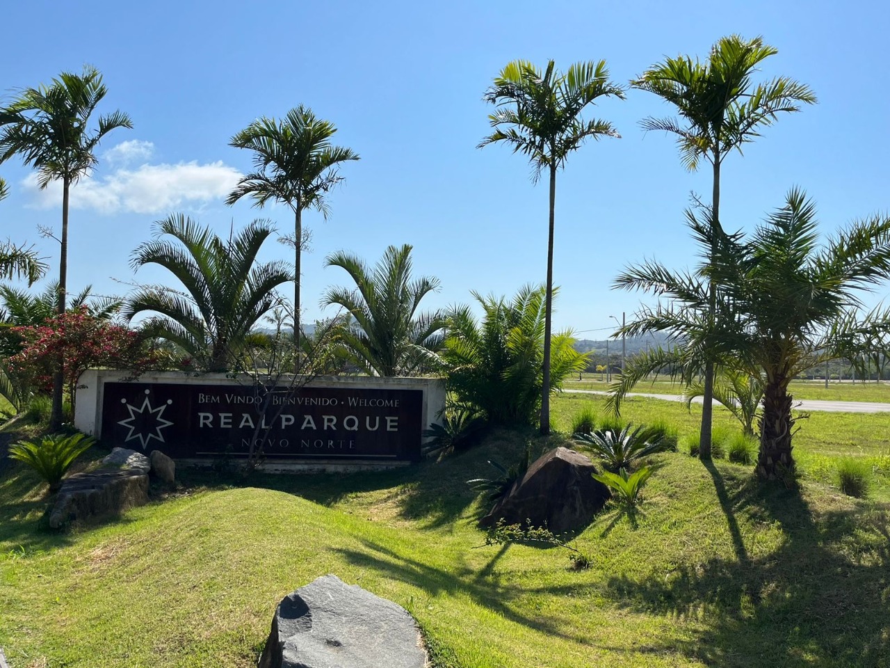 Terreno com 450m², no bairro Vargem Grande em Florianópolis