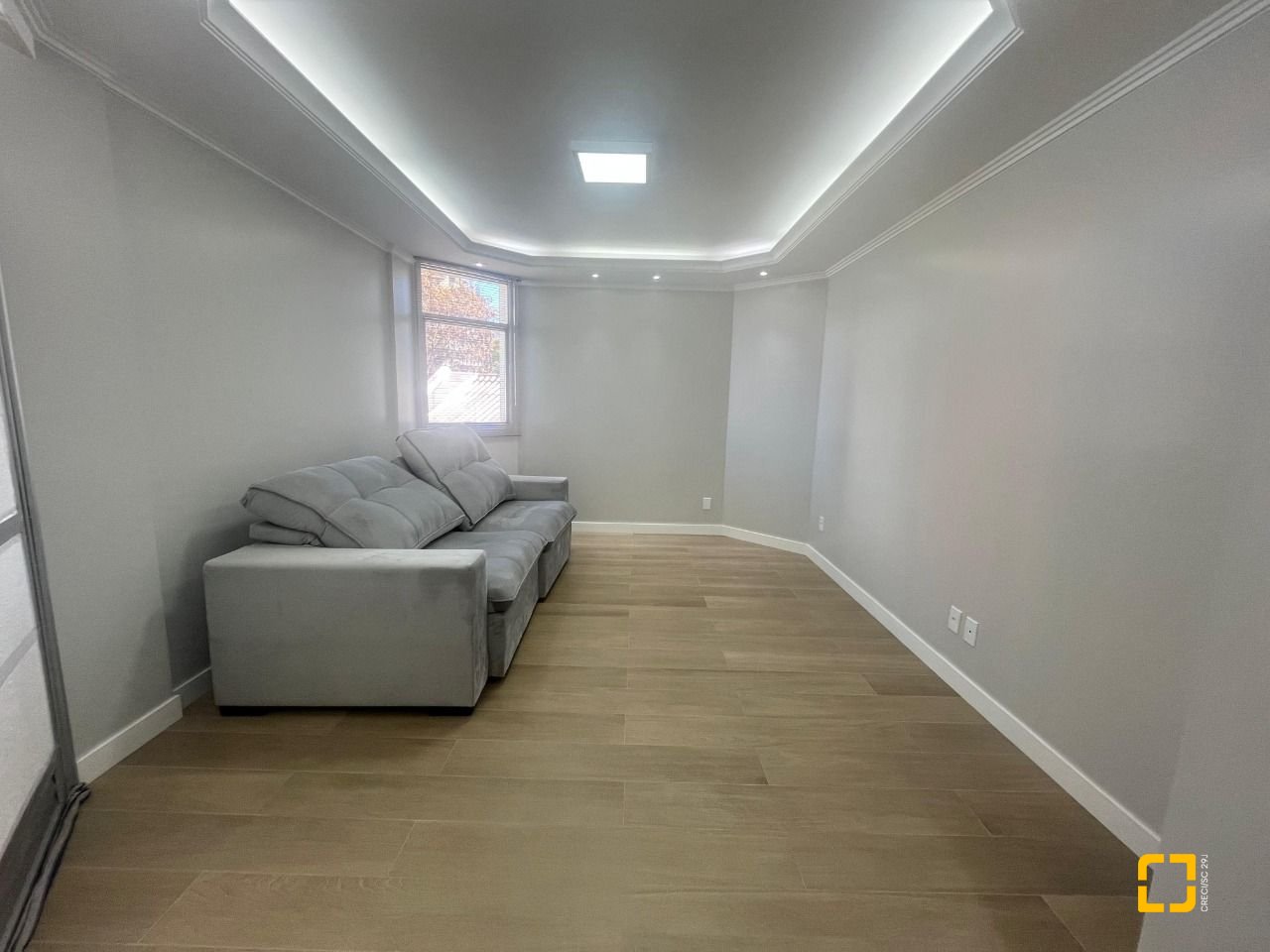 Apartamento com 150m², 4 quartos (sendo 1 suíte), 2 garagens, no bairro Centro em Florianópolis