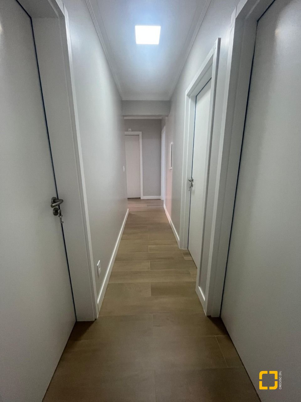 Apartamento com 150m², 4 quartos (sendo 1 suíte), 2 garagens, no bairro Centro em Florianópolis