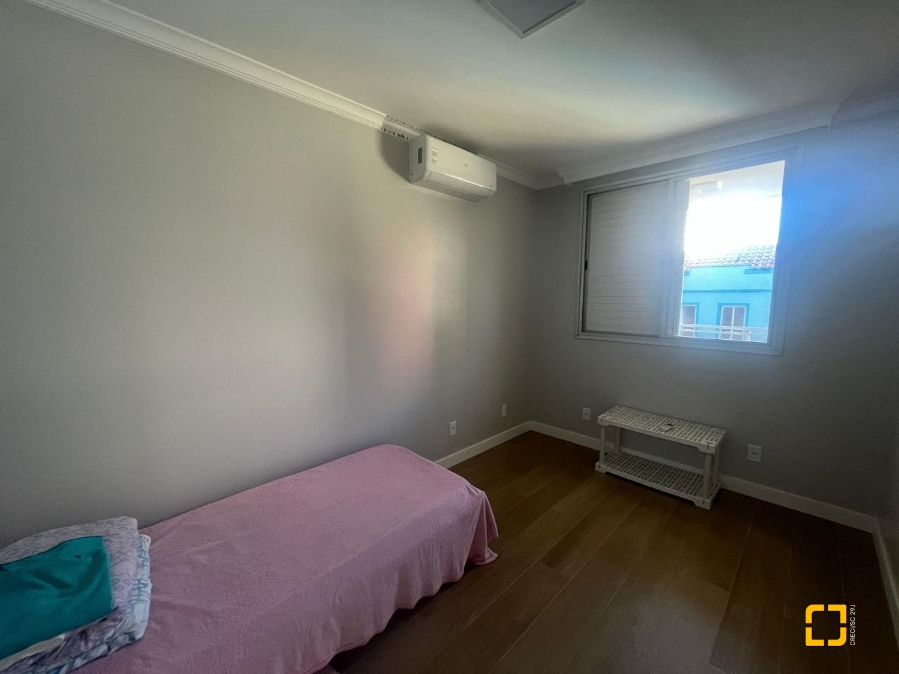 Apartamento com 150m², 4 quartos (sendo 1 suíte), 2 garagens, no bairro Centro em Florianópolis